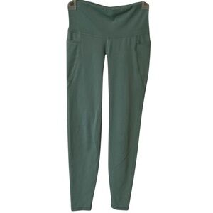 🌹Old Navy Active Elevant Green High-Waisted Leggings